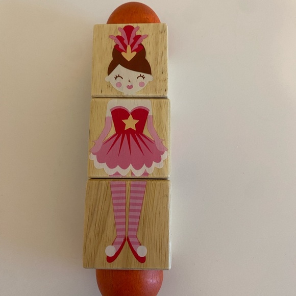 New Tender Leaf Circus Twister Wooden Puzzle - Picture 3 of 4